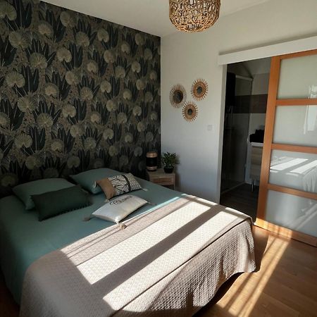 Les Voyages De Louison Bed & Breakfast Lavardac Bagian luar foto